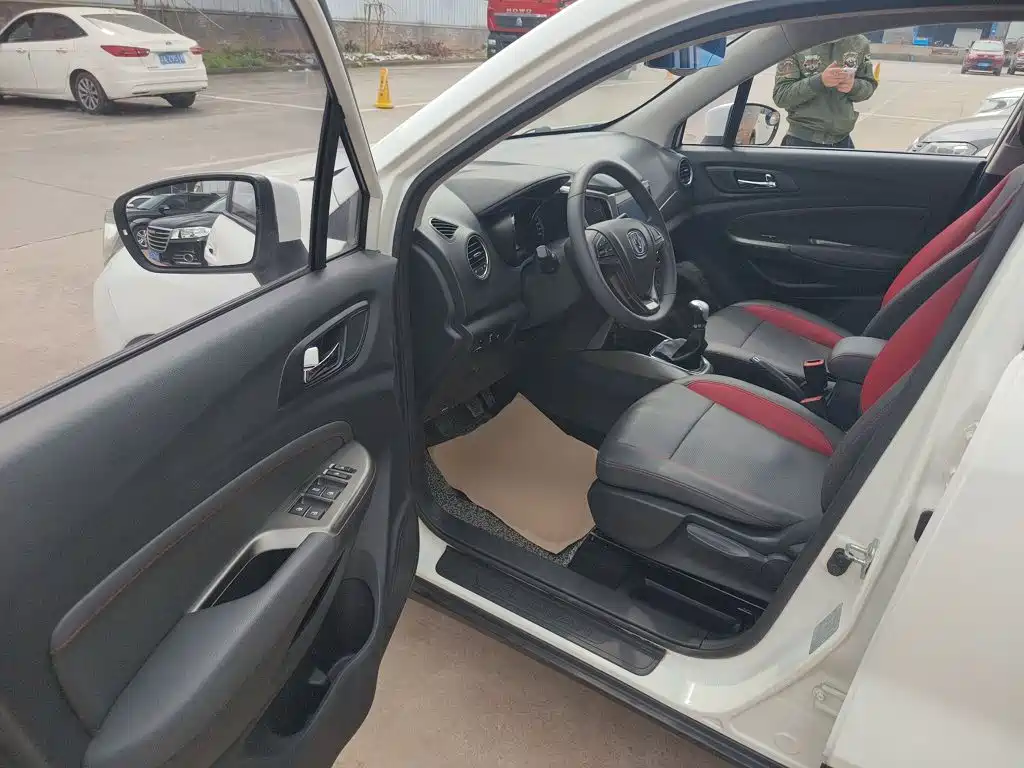 Changan CS15 2016 2016 1.5L Manual Fashion
