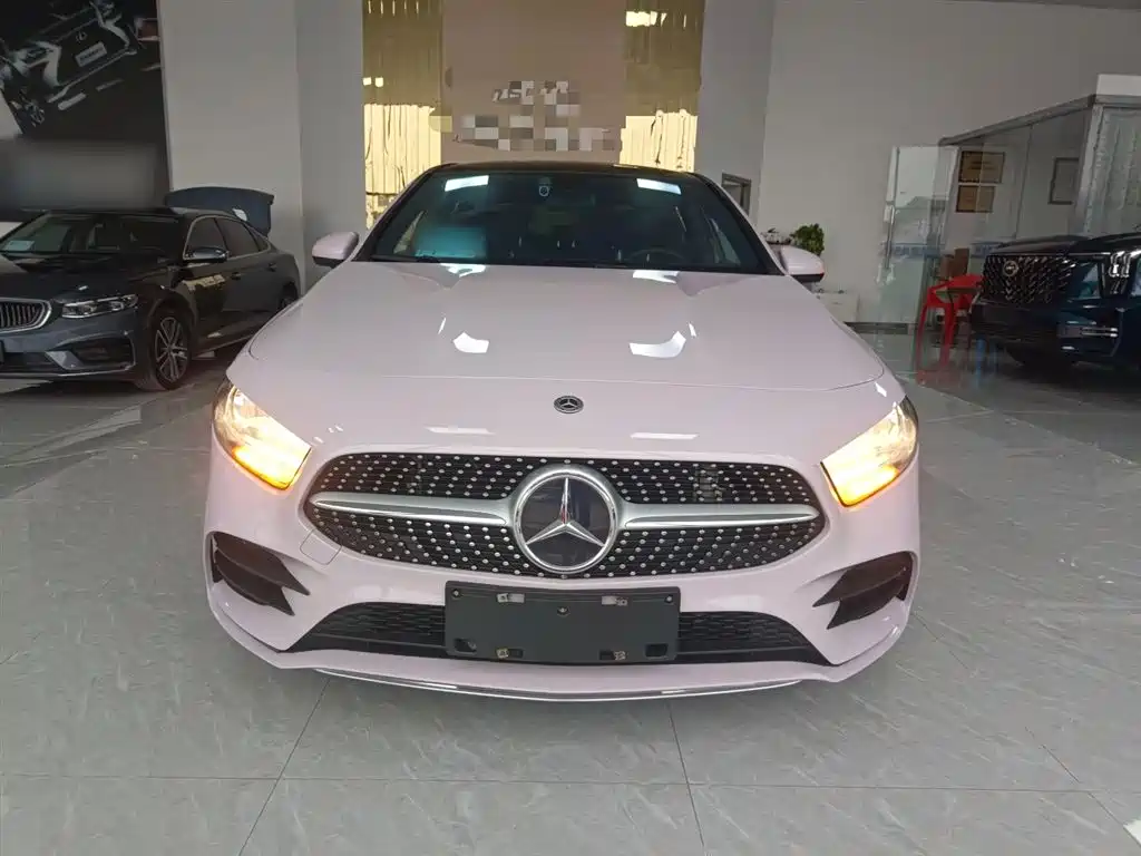 Mercedes-Benz A-Class 2021 Facelift A 180 L Sport Sedan фото 18