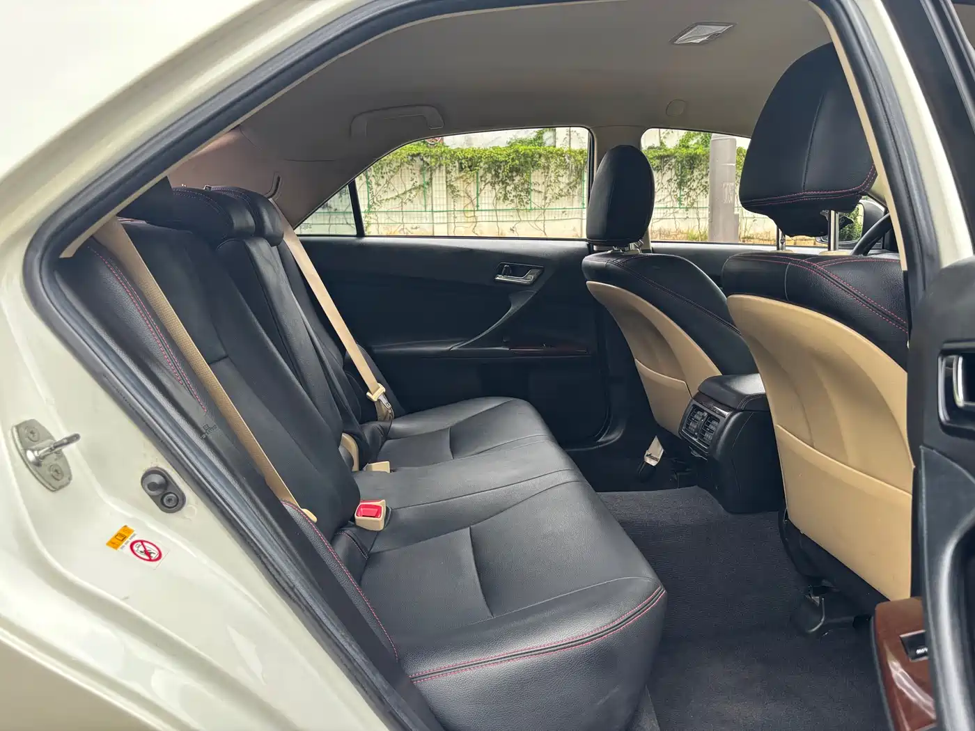 Toyota Reiz 2013 2.5S Elite Edition фото 13