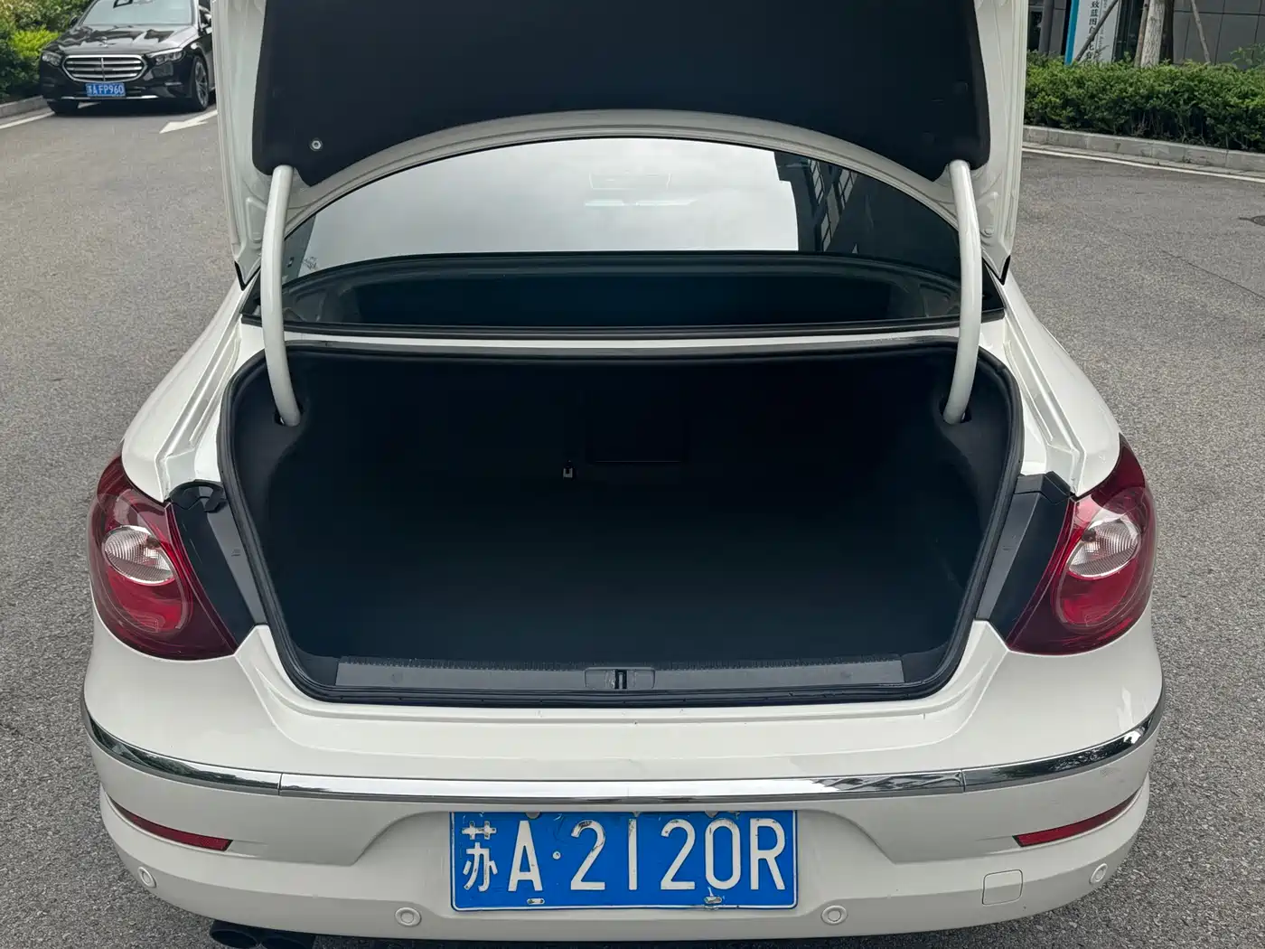 Volkswagen FAW-Volkswagen CC 2012 1.8TSI Luxury фото 12