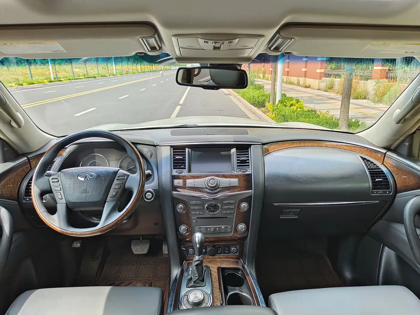 Infiniti QX 2011 2011 QX56