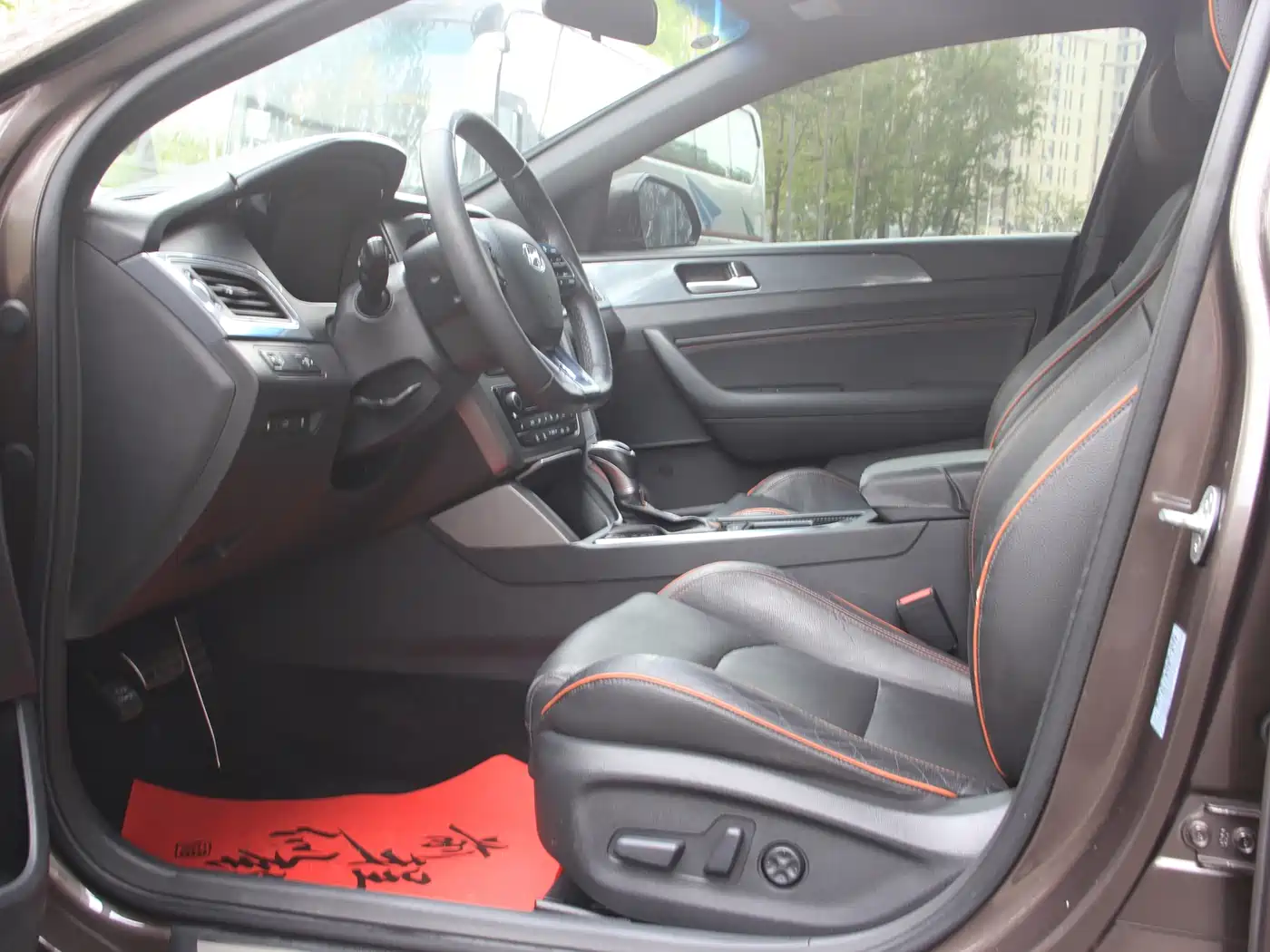 Hyundai Sonata 2015 1.6T GLS Smart фото 4