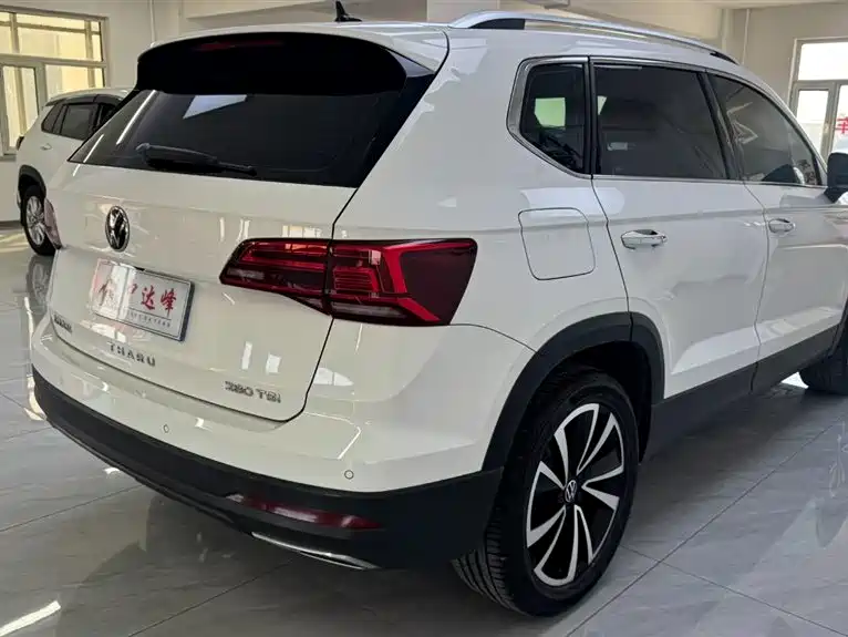 Volkswagen Tharu 2022 280TSI FWD Luxury Edition фото 4