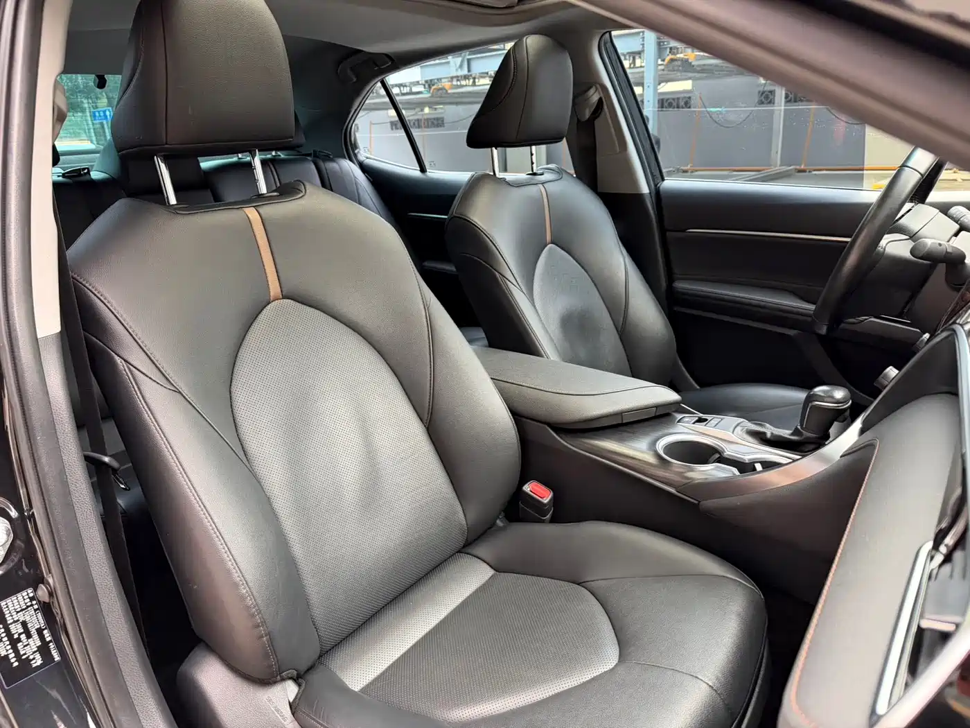 Toyota Camry 2023 2.0GVP Leading Edition фото 9