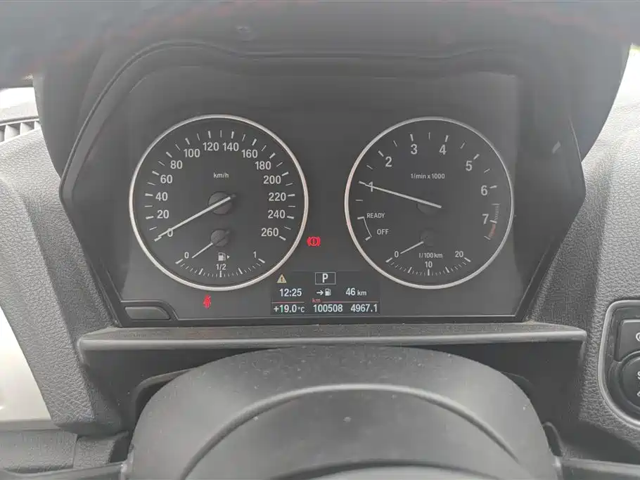 BMW 1 Series (Import) 2016 120i Leading Model фото 14