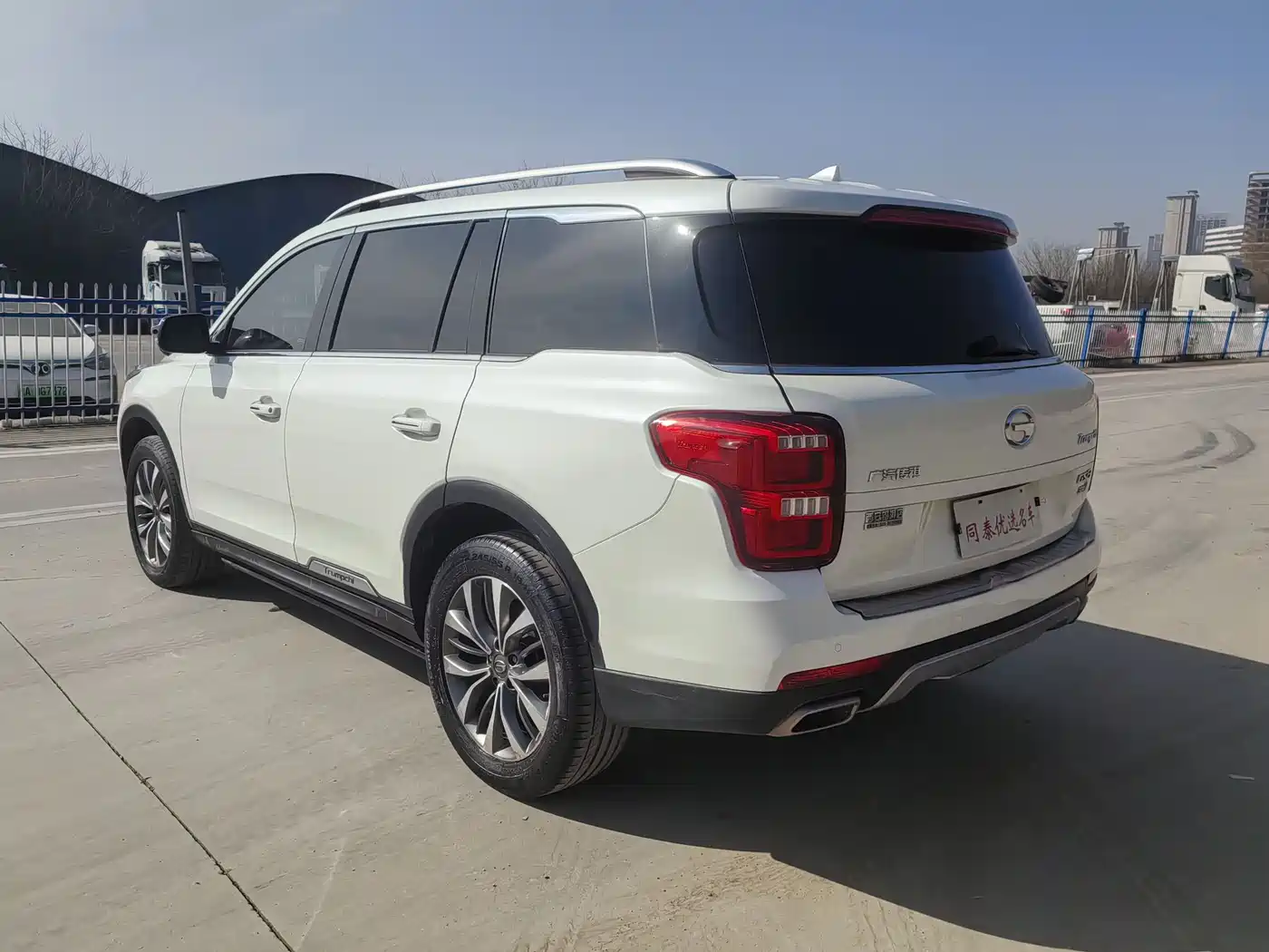 GAC Trumpchi Trumpchi GS8 2017 320T AWD Luxury Smart Connect (7-Seater) фото 19
