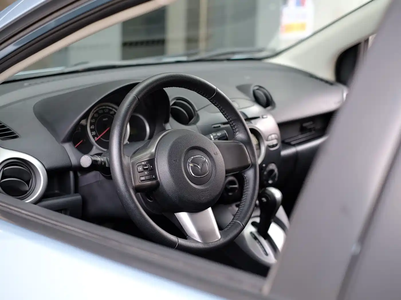Mazda 2 2011 2011 Xuan Dong 1.5L Auto Luxury Edition