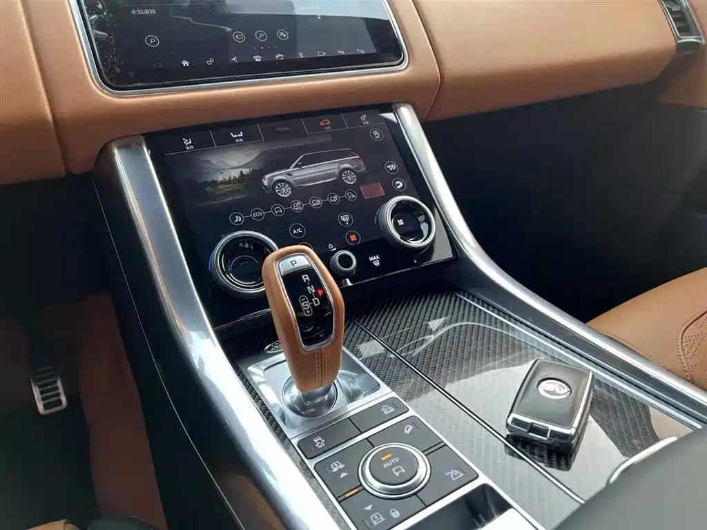Land Rover Range Rover Sport 2021 5.0 SC V8 SVR Racing Green Custom Edition фото 13
