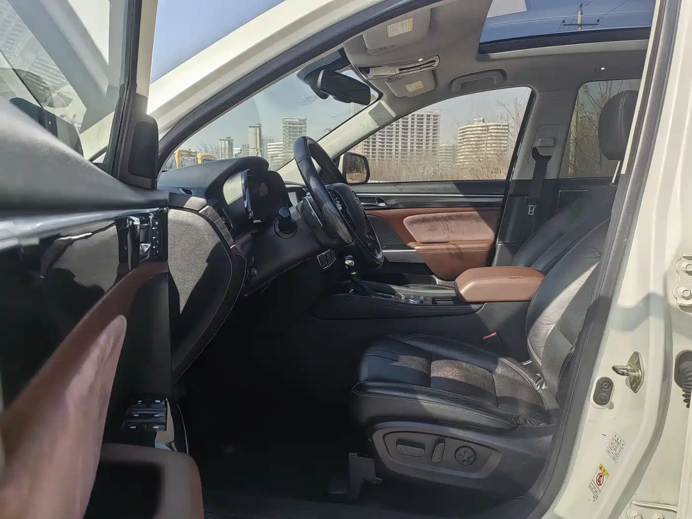 GAC Trumpchi Trumpchi GS8 2017 320T AWD Luxury Smart Connect (7-Seater) фото 4