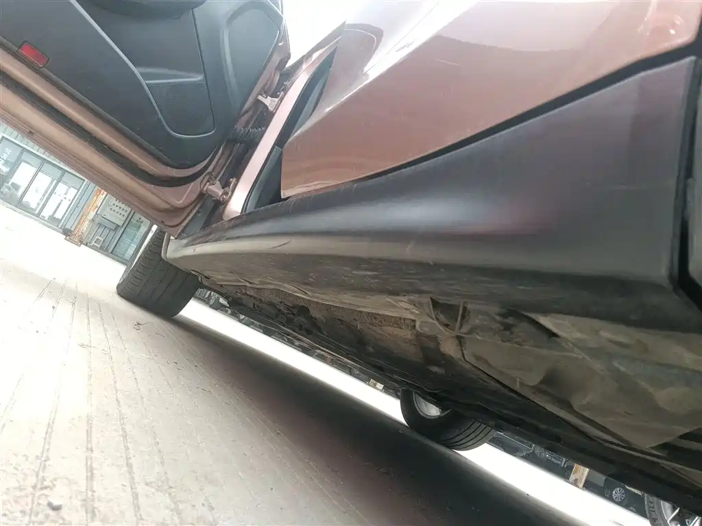 Infiniti QX30 2018 2017 1.6T 2WD Fashion Edition