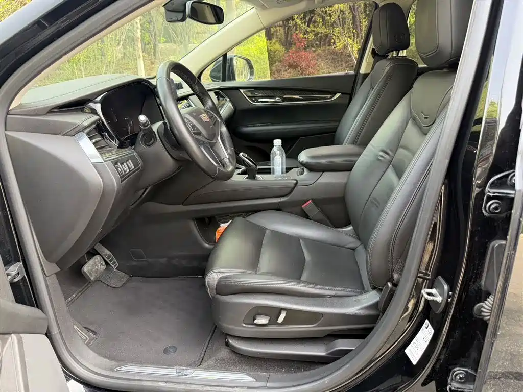 Cadillac XT5 2016 25T Luxury Model фото 7