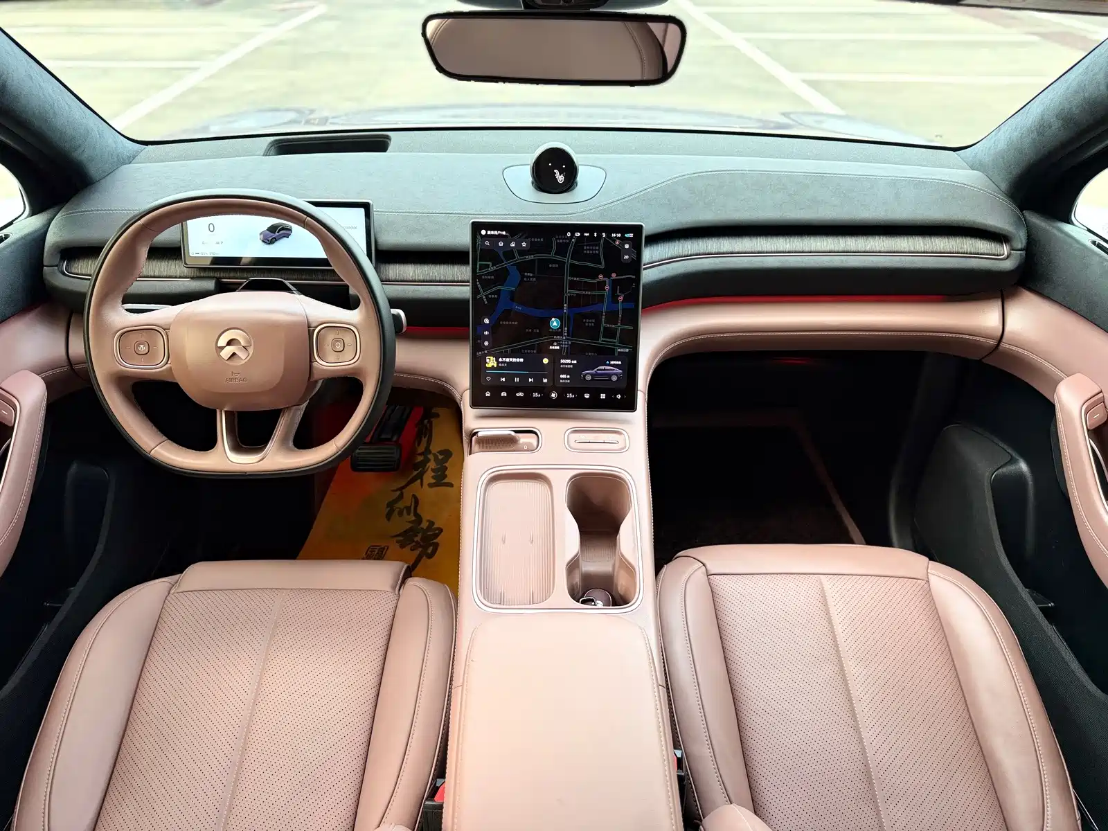 Фото 6 - NIO EC6