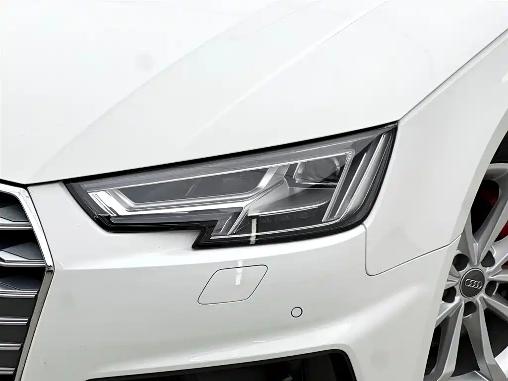 Audi A4L 2019 45 TFSI quattro Personality Sport (China VI) фото 15