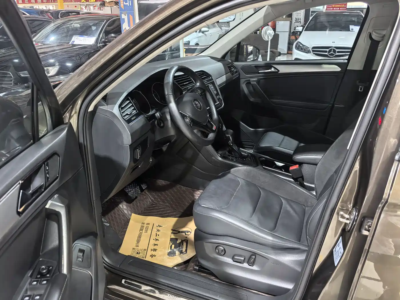 Volkswagen Tiguan L 2017 380TSI Automatic 4WD Luxury Edition фото 7
