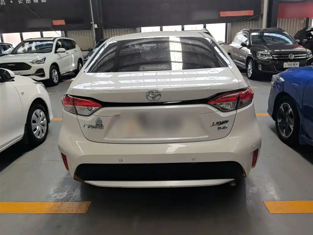Toyota Levin 2021 185T CVT Luxury Edition фото 6