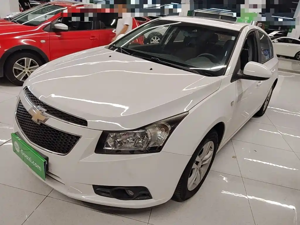 Фото 1 - Chevrolet Cruze