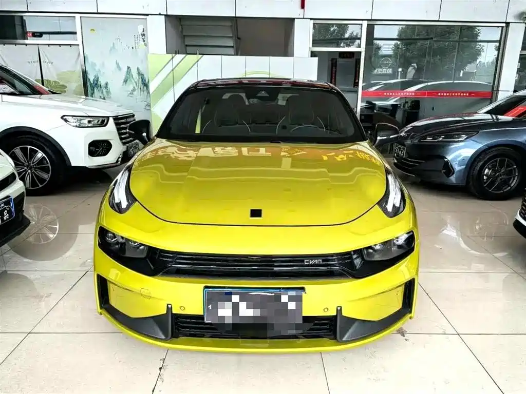 Lynk & Co 03 2020 03+ 2.0TD Auto Wind Master Edition фото 2