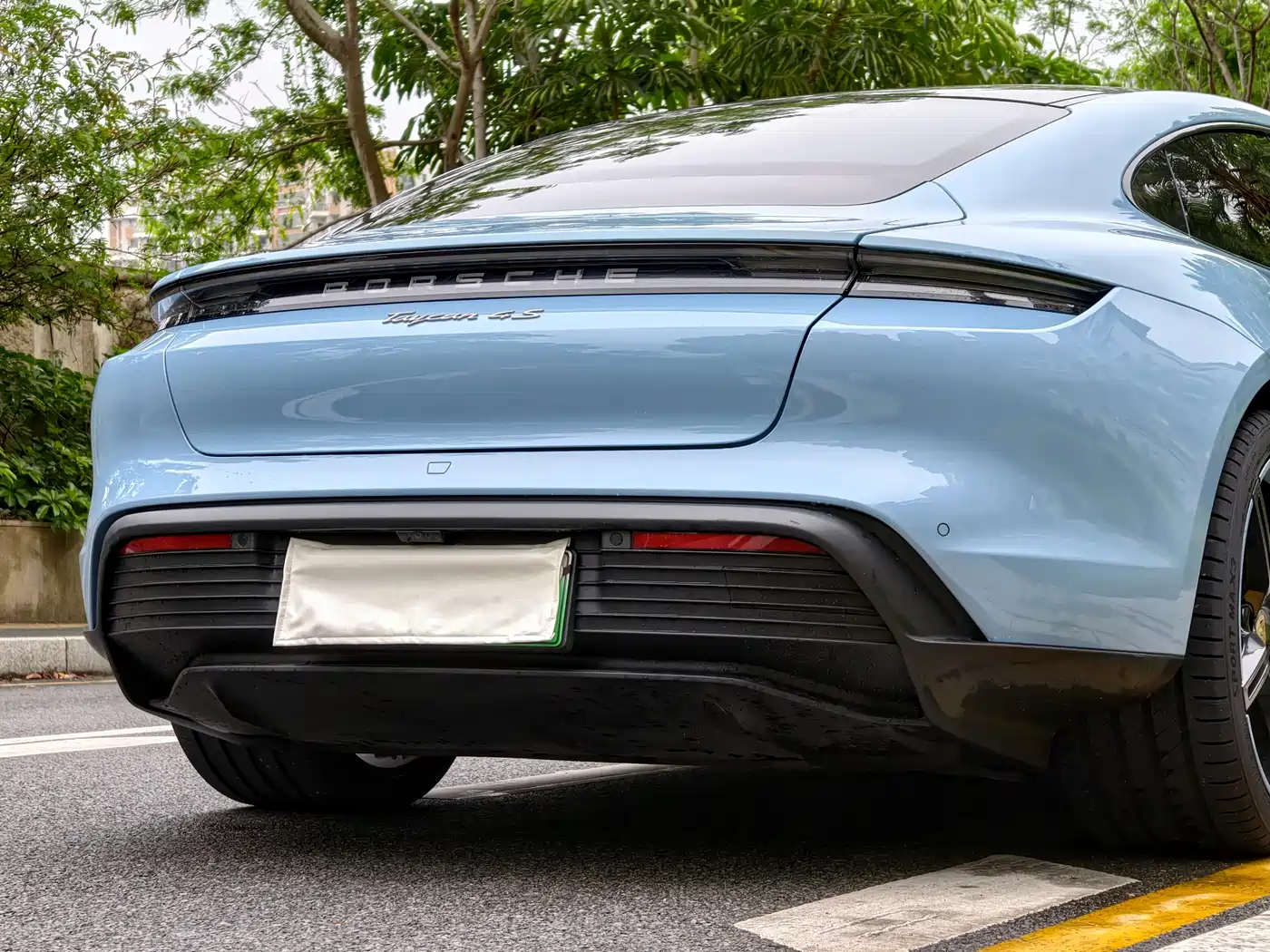 Porsche Taycan 2019 Taycan 4S фото 7