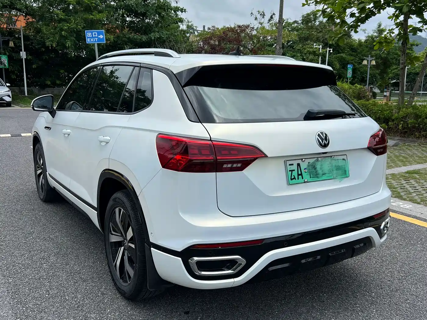 Volkswagen Tayron GTE Plug-in Hybrid 2020 Model 1.4T Luxury фото 4