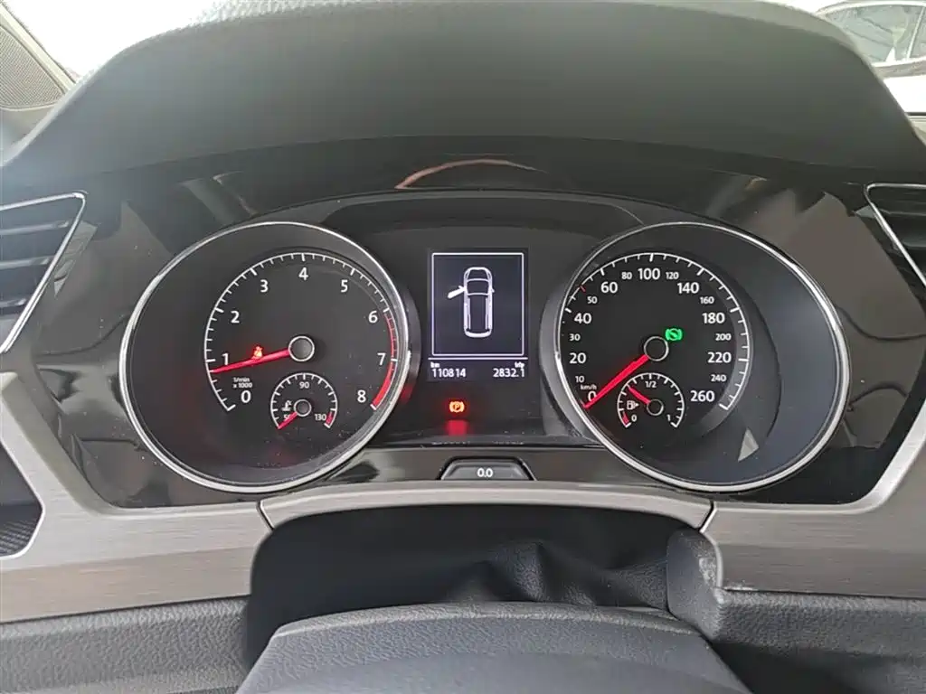 Volkswagen Touran 2018 Touran L 280TSI DSG Comfort 7-seater China V фото 12