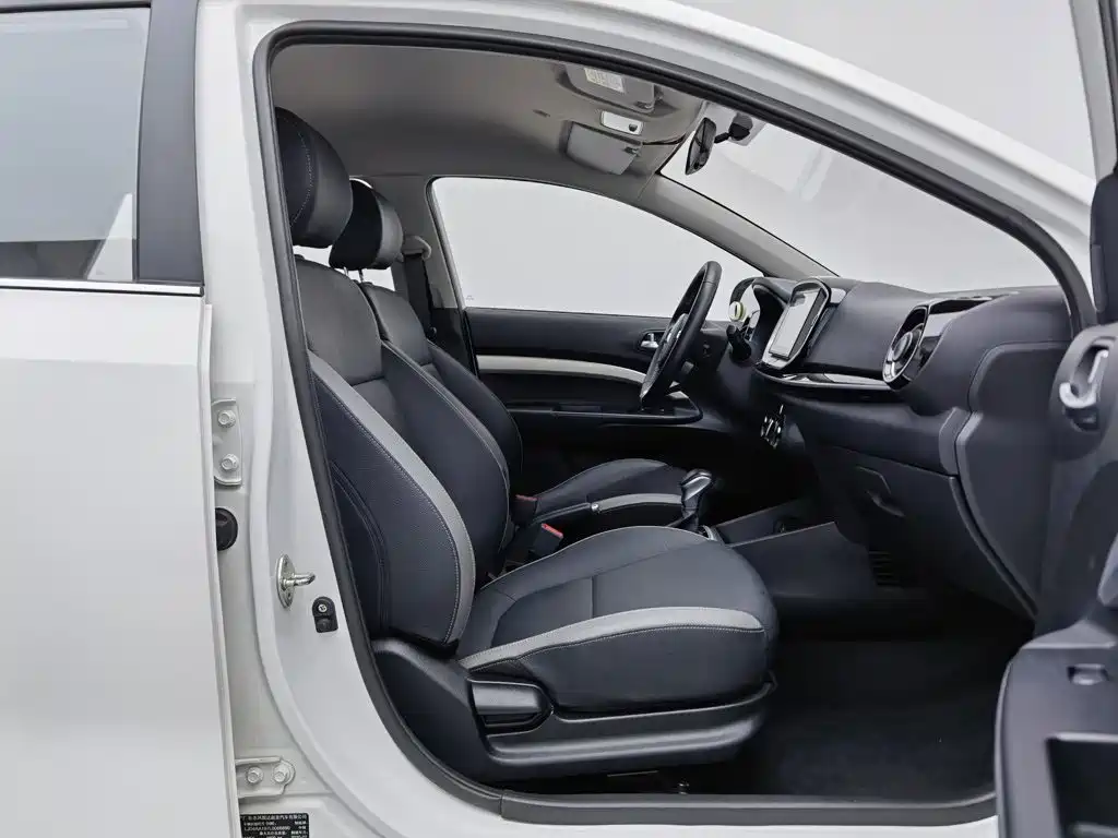 Фото 23 - Kia KX1