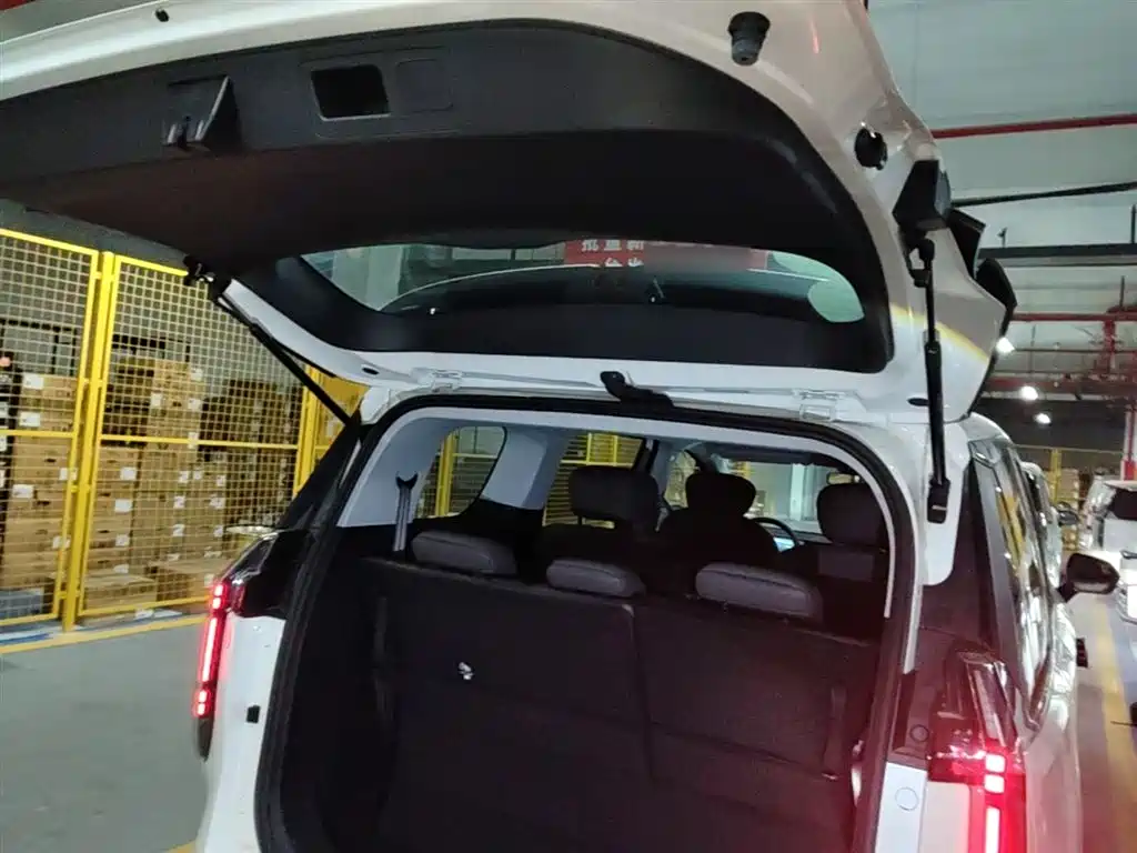 SAIC Maxus Dajia 7 2024 Facelift Super Hybrid Long Range Enjoyment Edition фото 19