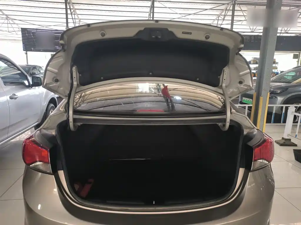 Hyundai Langdong 2017 2016 1.6L Automatic Smart Edition