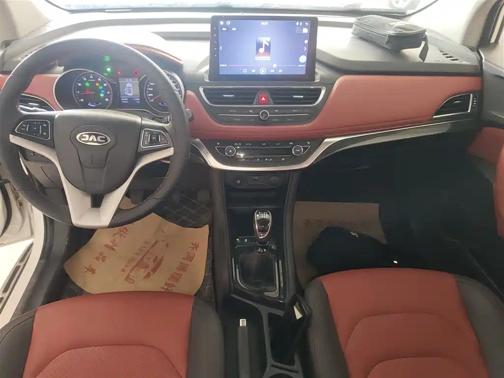 JAC Motors Refine S3 2017 2017 1.5L Manual Luxury Smart