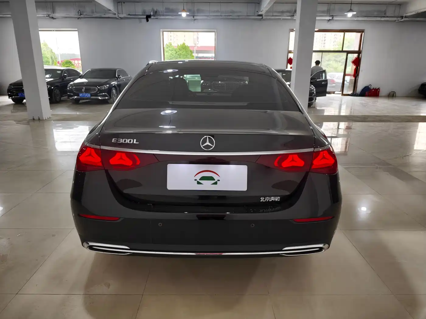 Mercedes-Benz E-Class 2024 Model E 300 L Luxury фото 4