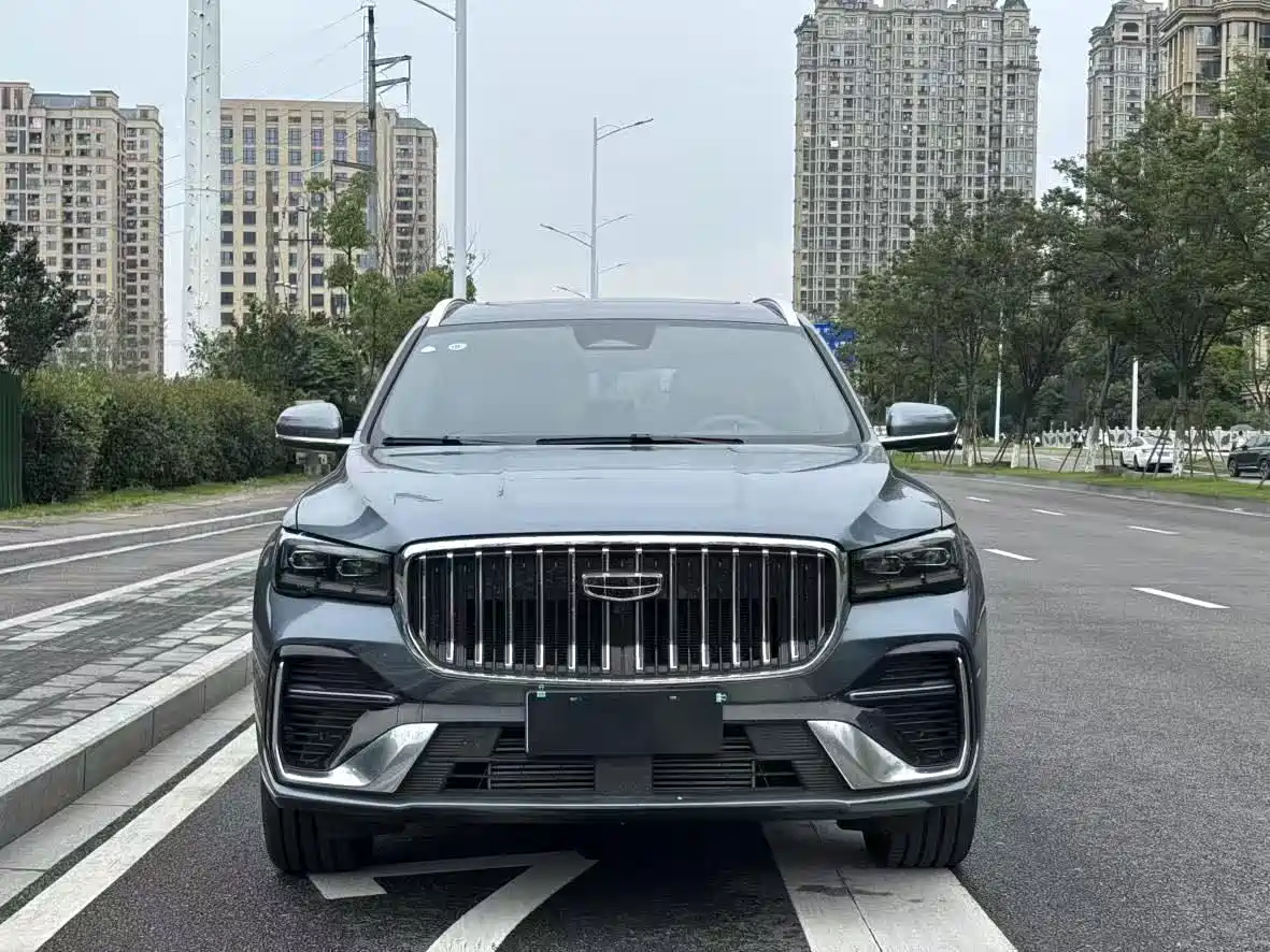 Фото 2 - Geely Monjaro