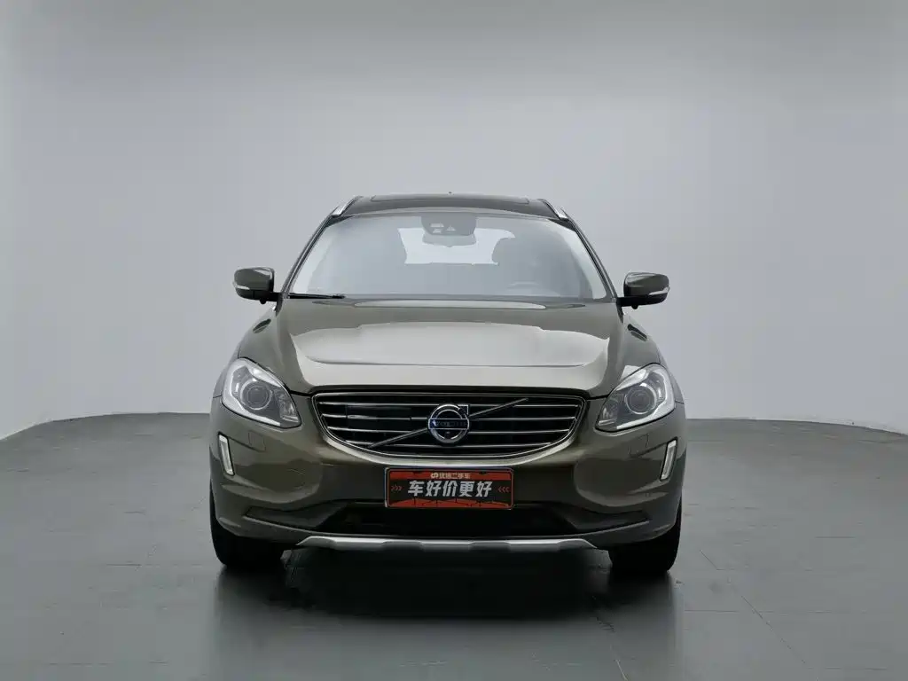 Фото 3 - Volvo XC60
