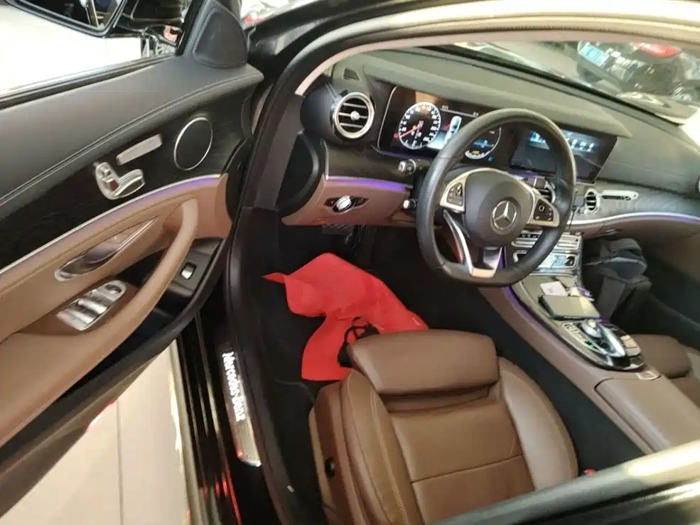 Mercedes-Benz E-Class 2017 E 200 L 4MATIC фото 18