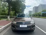 Фото 2 - Volkswagen Touareg