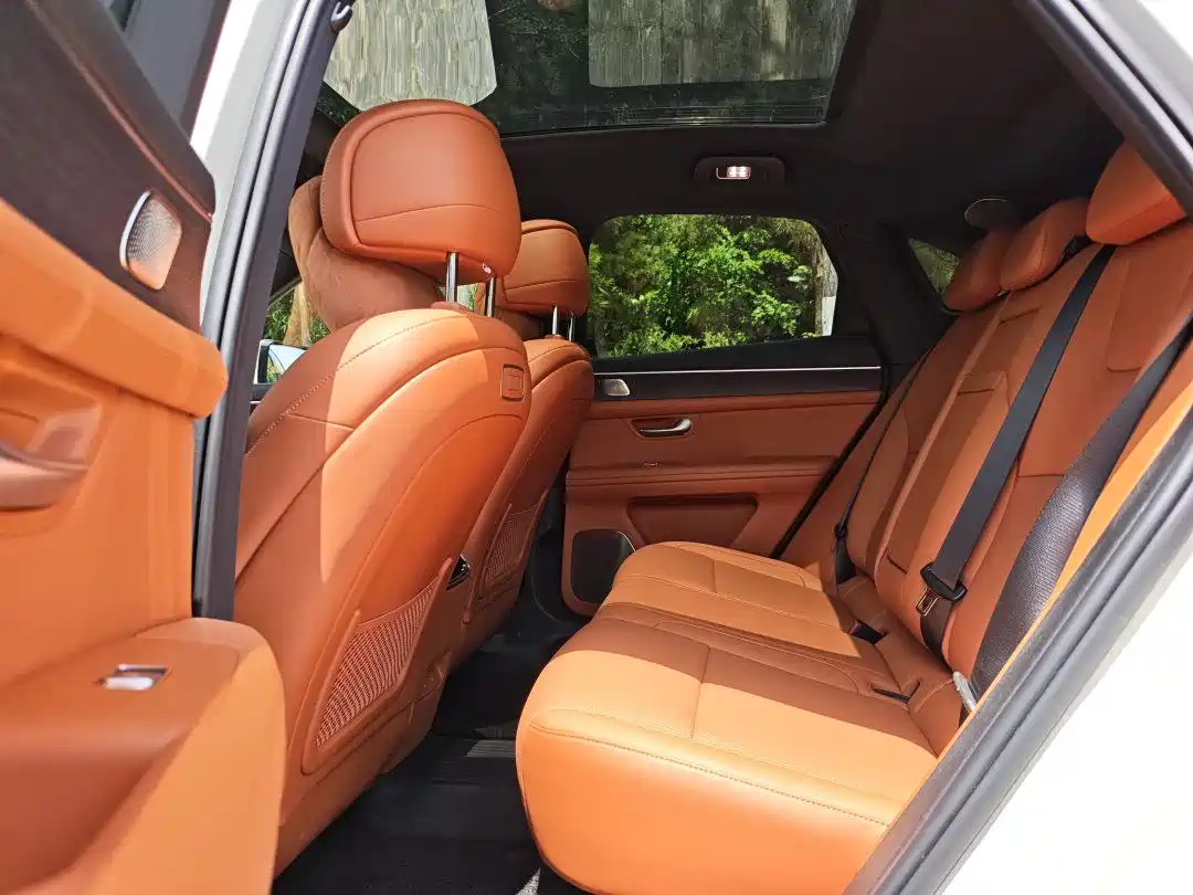 AITO Wenjie AITO M5 2025 Extended Range Ultra AWD фото 8