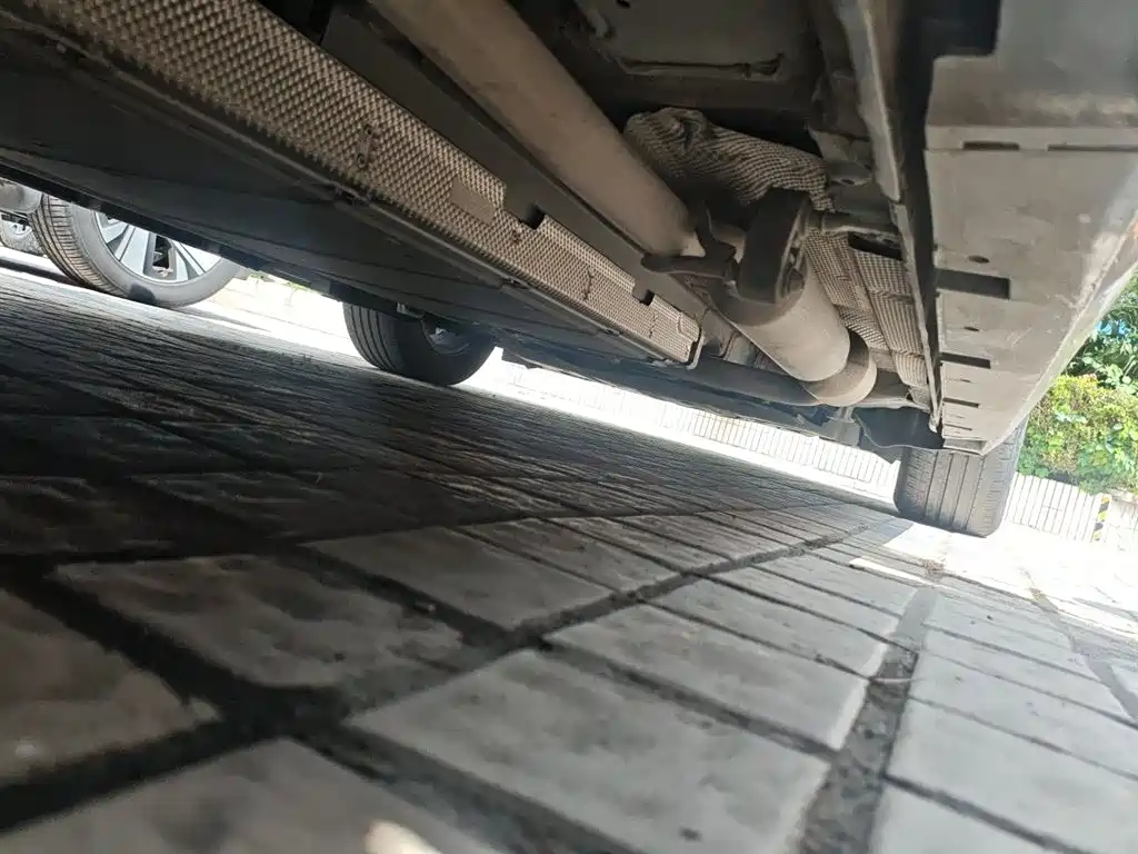 BYD Qin PLUS 2021 DM-i 55KM Premium фото 18