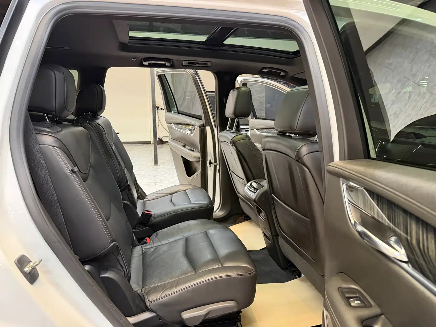 Cadillac XT6 2020 28T 6-Seater 4WD Luxury Model фото 12