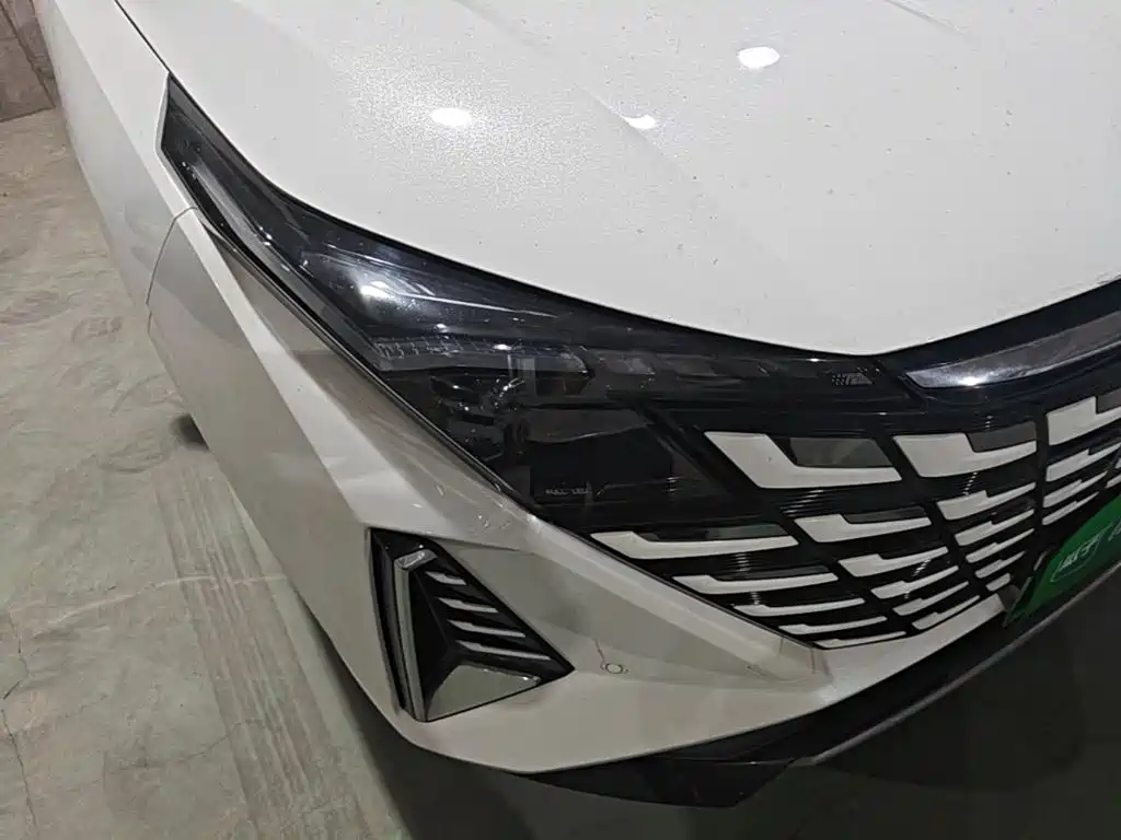 Changan UNI-Z New Energy 2024 2024 Blue Whale iDD 125km Surpassing Edition