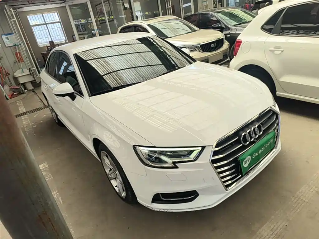 Audi A3 2019 Limousine 35 TFSI Progressive China VI фото 4