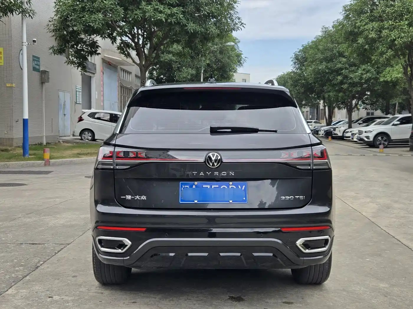 Volkswagen Tayron 2024 330TSI 2WD R-Line High Performance фото 6