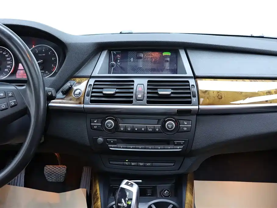 BMW X5 (Import) 2013 xDrive35i Leading фото 25