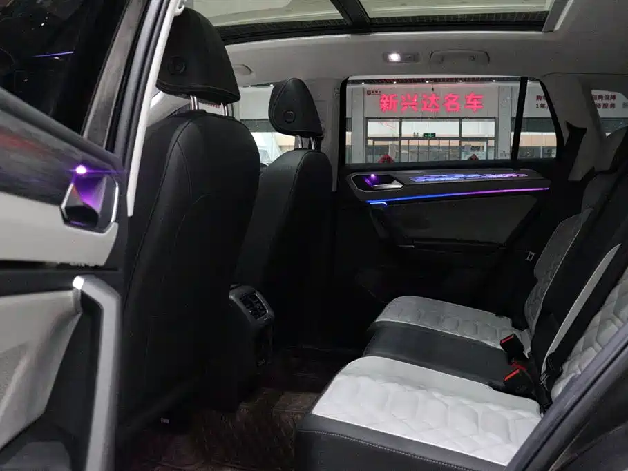 Volkswagen Tayron 2025 Shared Joy 300TSI фото 8