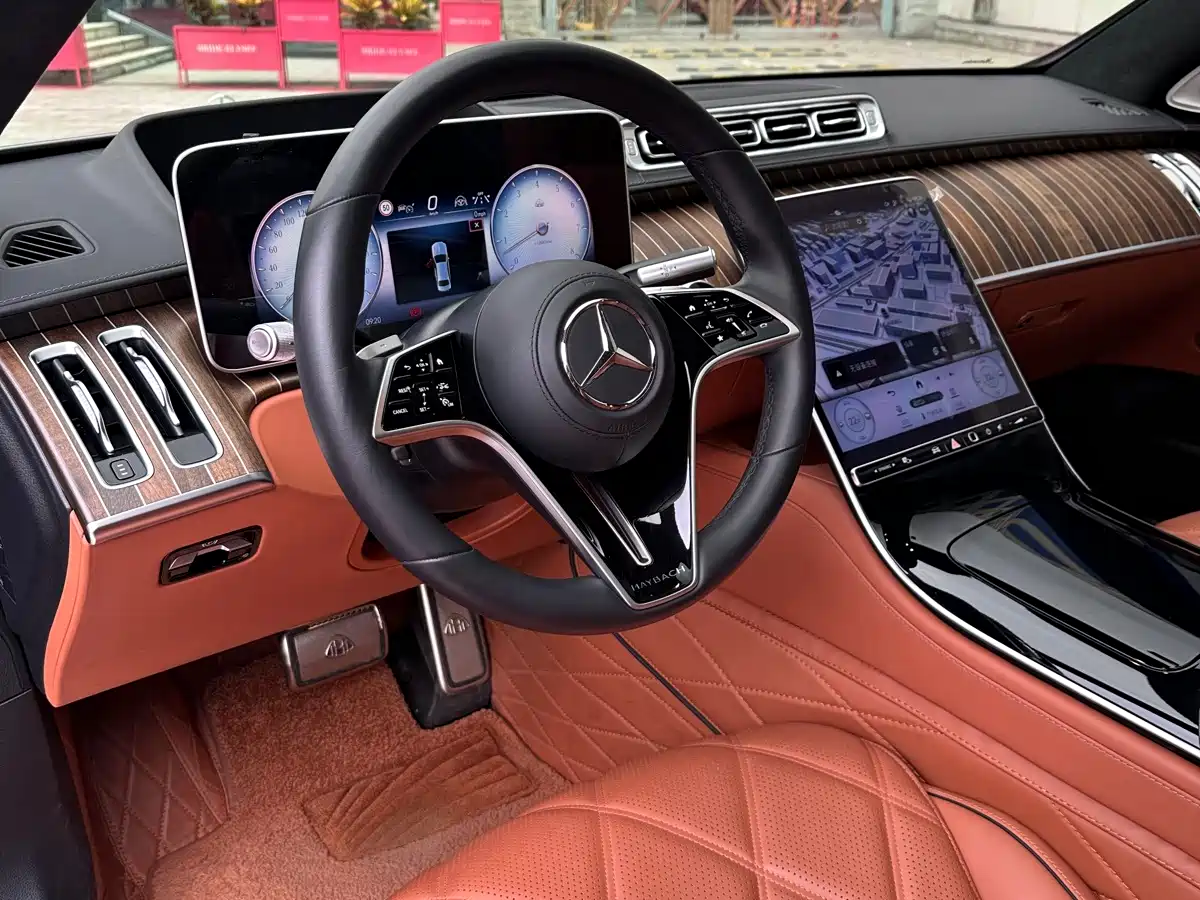 Фото 9 - Mercedes-Benz Maybach S-Class