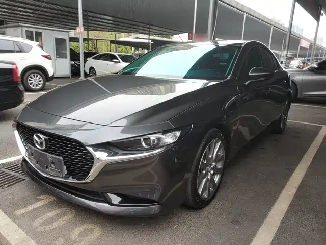 Mazda Mazda3 Axela 2.0L, автомат