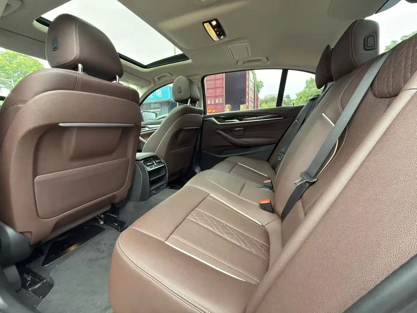 BMW 5 Series 2022 525Li Luxury Package фото 6
