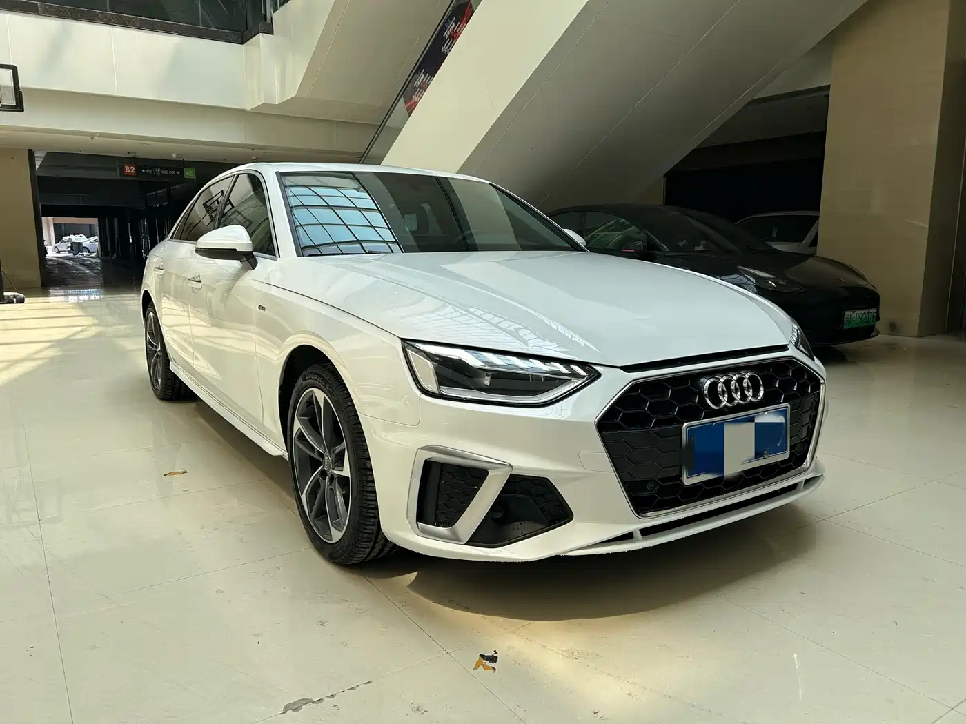 Audi A4L 2020 40 TFSI Fashion Dynamic Edition фото 3