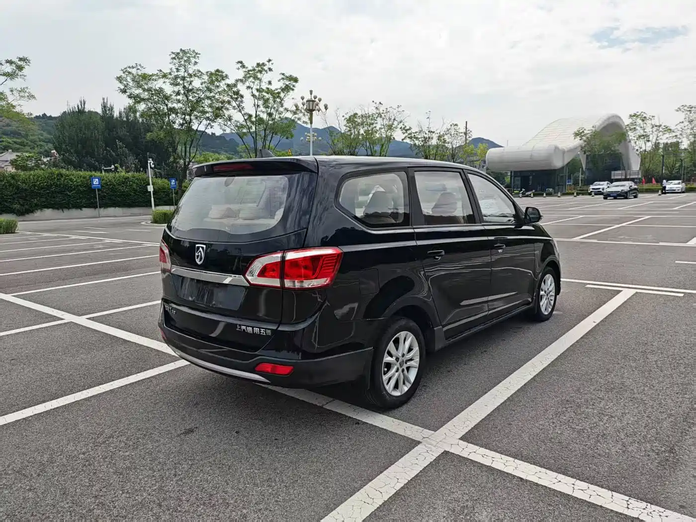 Baojun 730 2015 2014 1.5L Manual Standard 7-seater