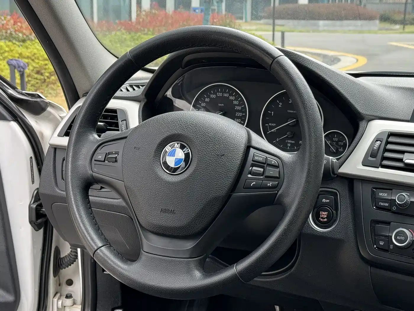 BMW 3 Series 2015 320Li Super Joy Fashion фото 14