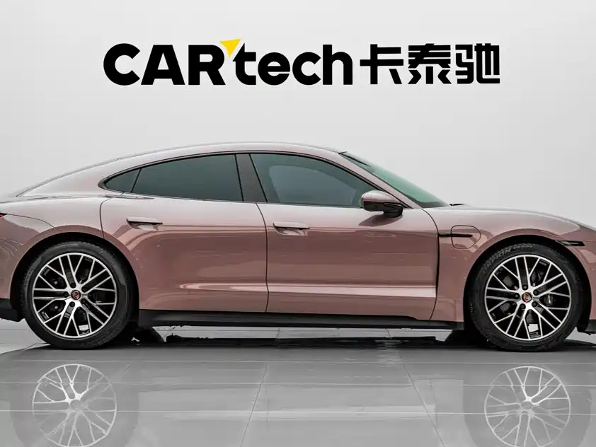 Porsche Taycan 2024 2022 Facelift Taycan