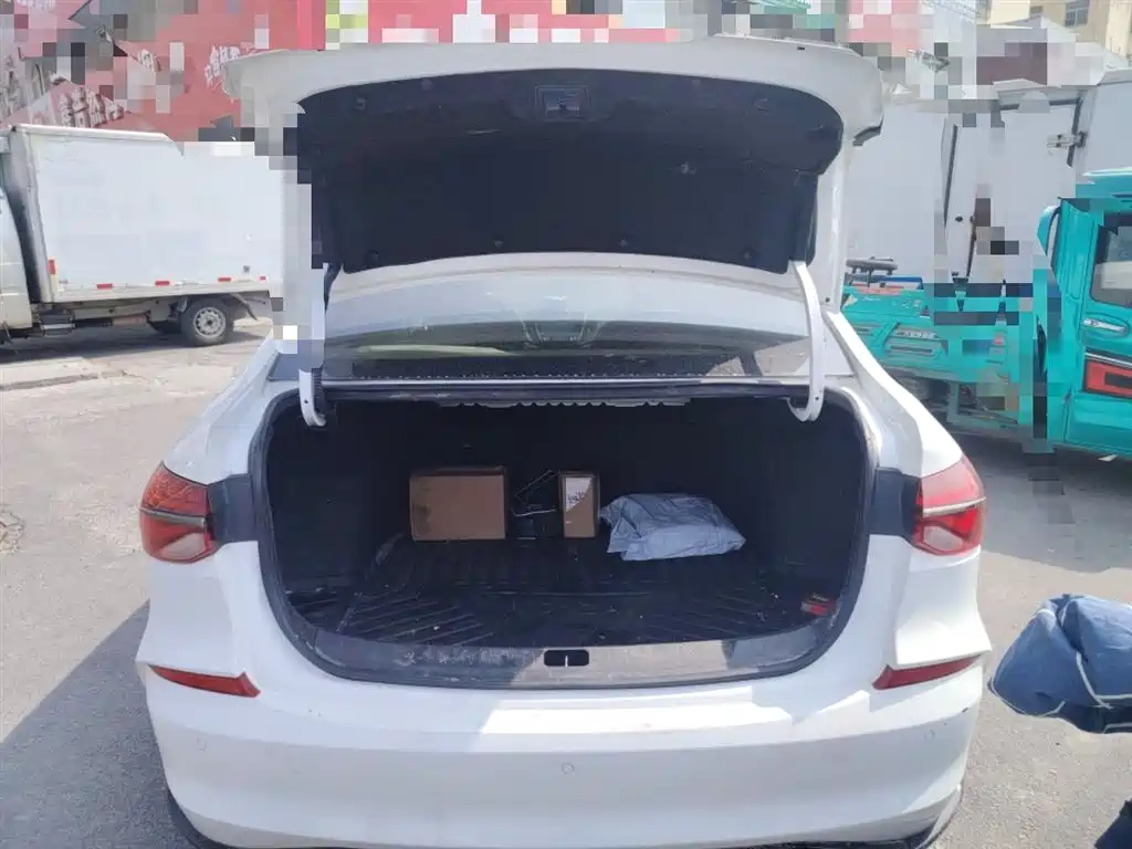 Chevrolet Monza 2019 RS 330T Auto Smooth Edition China VI фото 10