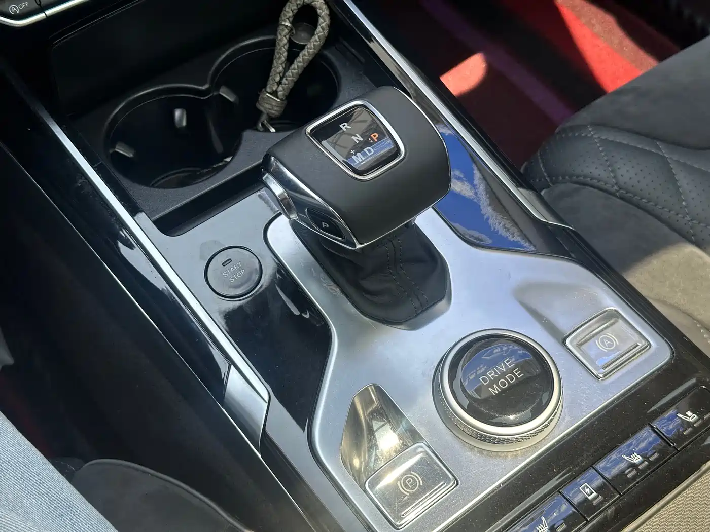 Hongqi HS5 2019 2.0T Smart Connect Enjoy Edition фото 17